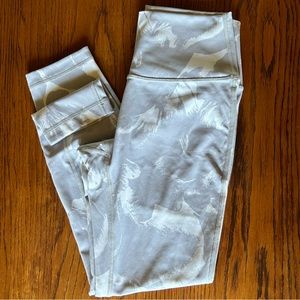LULULEMON Wunder Under High-Rise Tight 25” Full-On-Luxtreme Flower Pop White